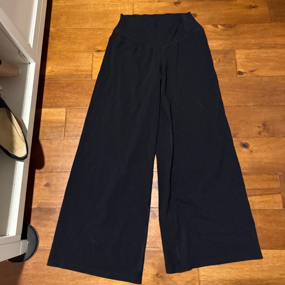 Old Navy Black Wide-Leg Pants - Picture 1 of 2